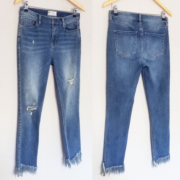 Free People Great Heights Frayed Hem Slim Fit Jeans Distressed Size 28 Boho Chic - Picture 16 of 16